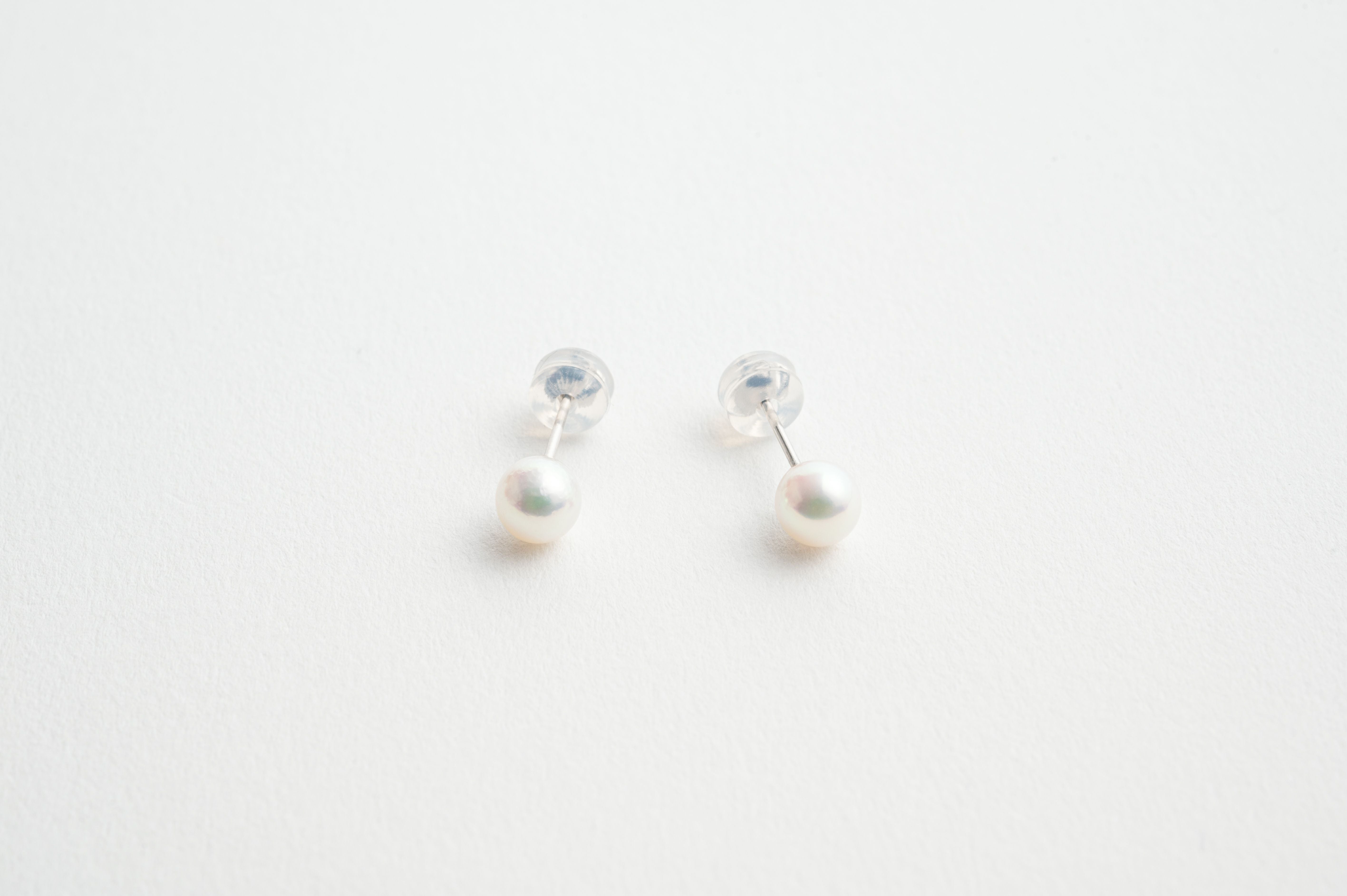 アコヤパールピアス K18WG 約5mm | MADAMA
