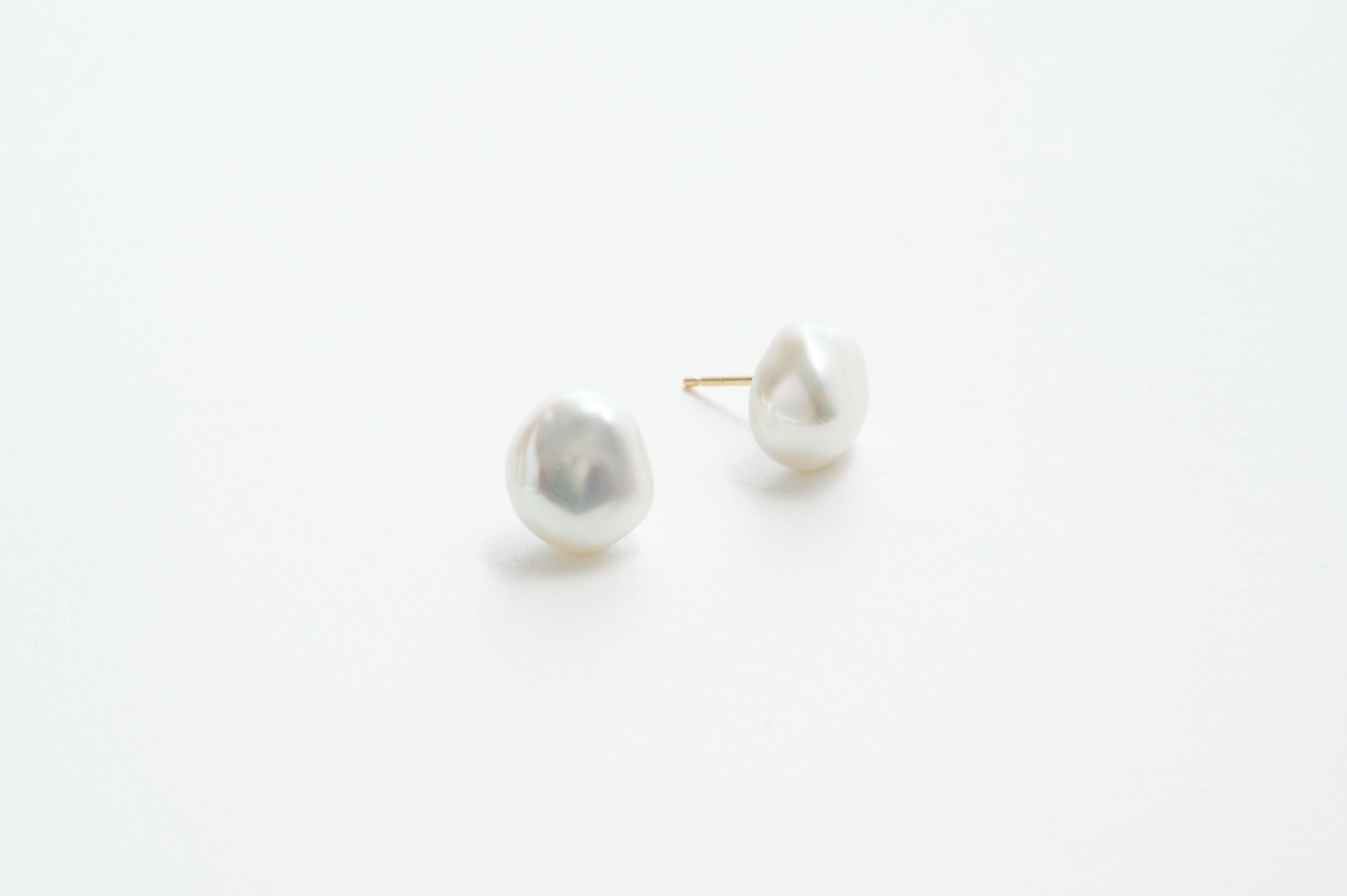 淡水バロックパールピアス | MADAMA